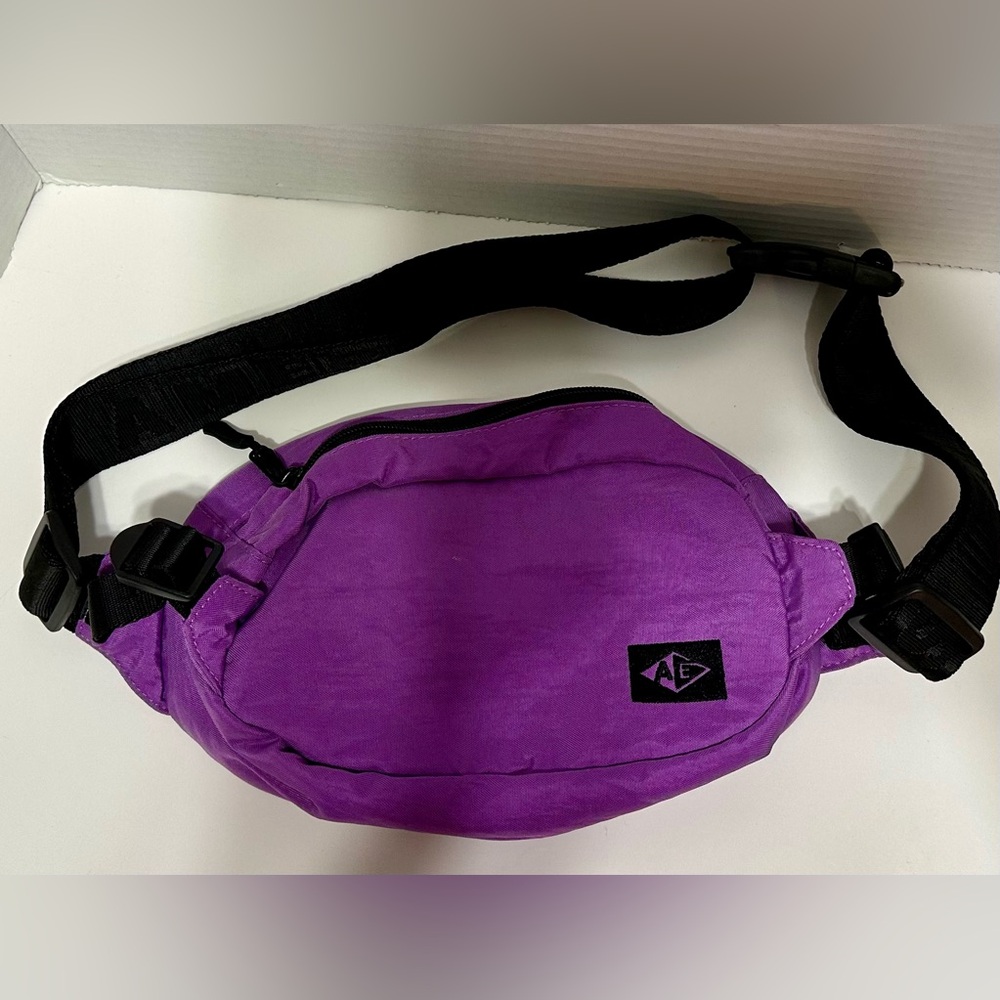 American Eagle Fanny Pack Purple